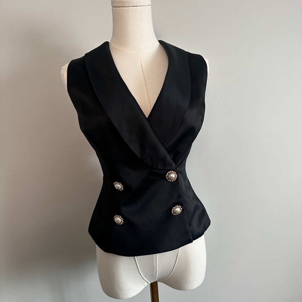 Vintage Lori Ann (Made in Canada)  Satin vest with gold/ perl buttons